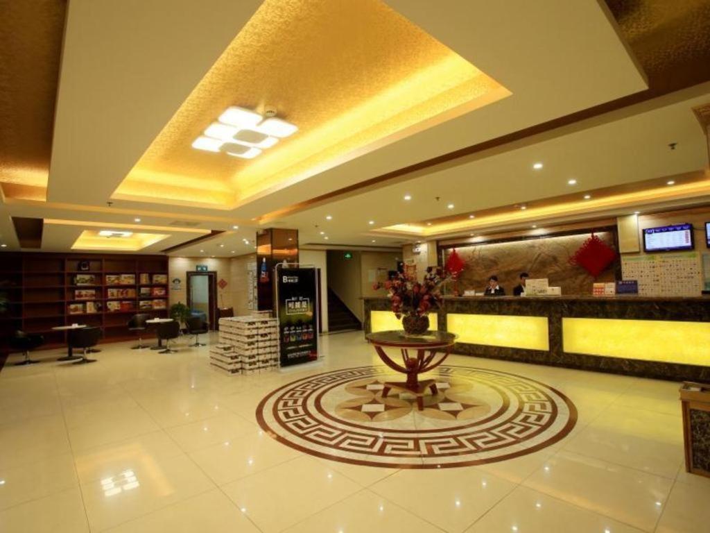 格林豪泰山东省临沂市平邑县蒙阳路家成快捷酒店 外观 照片